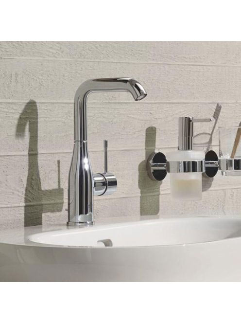 Grohe Essence egykaros mosdócsaptelep L-es méret, króm 32628