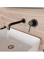 Rea Lungo falra szerelhető csaptelep beépíthet belső egyégge